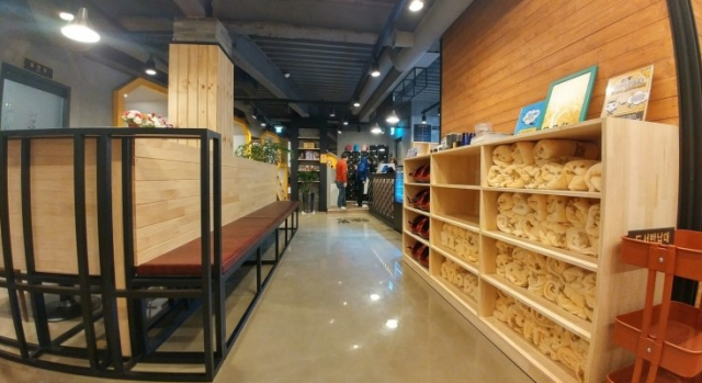 37590b15dafa97f77b4148affe301361_1484183