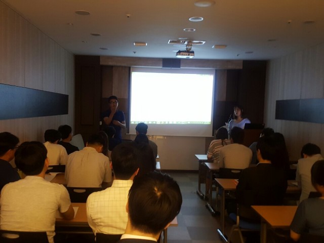 1891b5a5b9a32dc5a323fc3587dcb40c_1477376