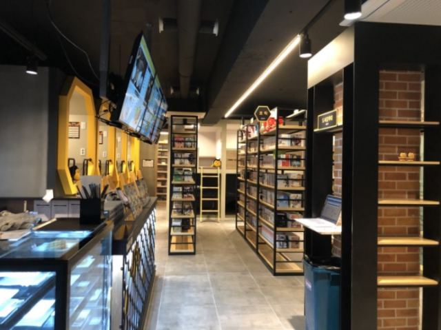 e6b117357da2feaab6766de9bdb7559f_1518403