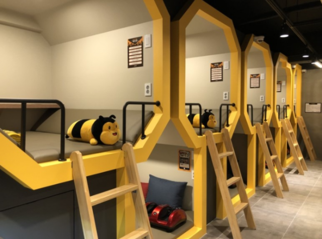 e6b117357da2feaab6766de9bdb7559f_1518403